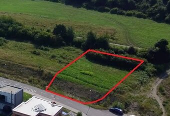 Exkluzívny - Medové lúky 822m2 s výhľadom, aj ako investičný - 6