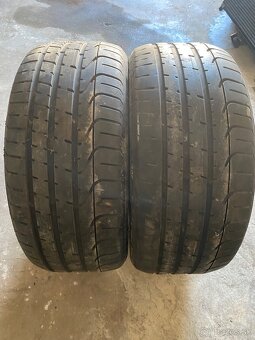 Pirelli 255/40 r19 - 6