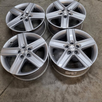 Hliníkové disky 5x100 R16 6,5J ET38 - 6