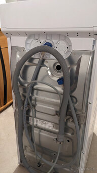 Práčka Electrolux SteamCare 700 - 6