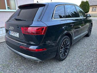 Audi Q7 - 6