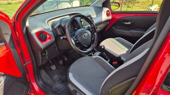 Toyota Aygo 12 / 2020 - 6