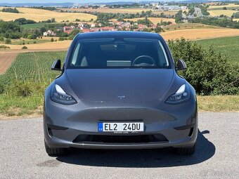 Tesla Model Y Standard Range Tažné 2023 87k km SoH 96% - 6