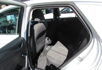 VW T-Roc 2023 1.5TSi 150k DSG virtual, full LED, odpočet DPH - 6