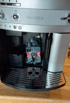 Automatický kávovar Delonghi Magnifica ESAM 3200.S - 6