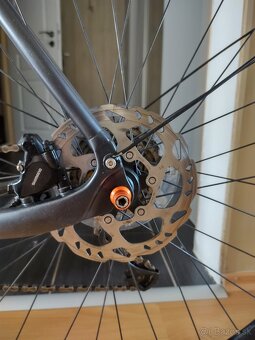 Cestný bicykel Whyte Suffolk disc 105 - 11sp - 6