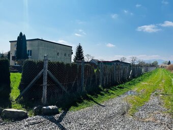 Predám stavebný pozemok 2017 m2, VT, Záhradná ulica - 6