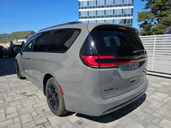 Chrysler Pacifica 3.6L V6 7 miest Radar DPH - 6