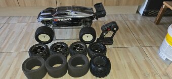 Traxxas Erevo 1:8 - 6