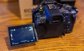 Canon R5C - 6