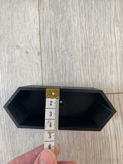 10 ks stojan na autíčka - 6