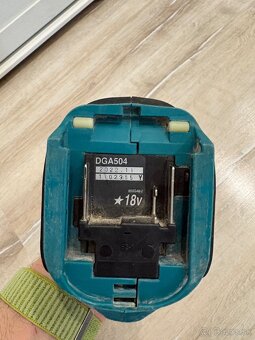 Makita DGA504 - 6