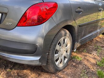 Peugeot 207 - 6