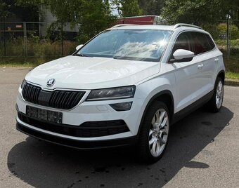 Škoda Karoq 1.5tsi—2019-180tis km—interiér Sportline - 6