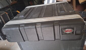 Predam Stereo výkonový zosilňovač QSC GX5 
+ case

 - 6