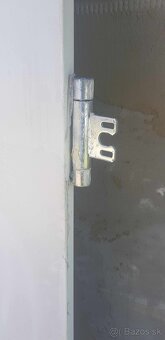 Predám zachovalé vchodové oceľové bezpečn. dvere PRAVÉ - 6