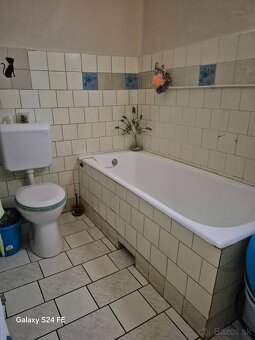 DOM S OBYTNOU ČASŤOU + PRIESTOR NA DROBNÉ PODNIKANIE V MÉRA - 6