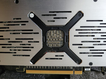 Predam Sapphire Radeon™ RX Vega64 8GB HBM2 LC - 6