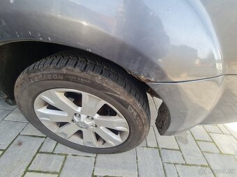 Mitsubishi outlander 2.0 tdi 4x4 suv BSY 103kw 7 miestne - 6