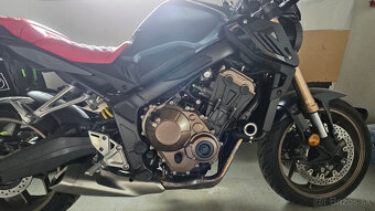 Honda CB650R | ABS | Trakcna kontrola | Quickshifter - 6