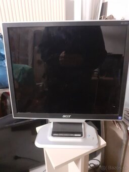 LCD monitor - 6