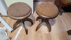 Postrovana stolicka zidlicka ku klaviru - 6