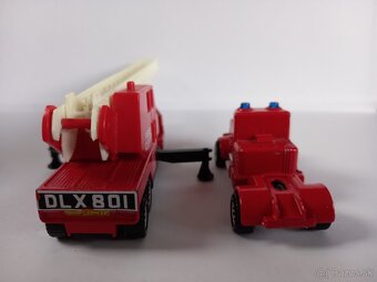 MATCHBOX CONVOY - PETERBILT FIRE ENGINE - 6