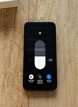 Apple iPhone 13-128GB Midnight - 6