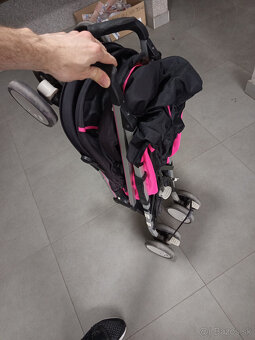 Ľahko sklápateľná bugina- Hauck - 6