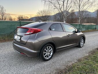 Honda Civic 1.4 i-VTEC Kúpené v SR 110 000 km - 6