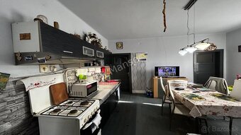 Na predaj rodinný dom s veľkým pozemkom - 6