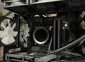 i9 14900KS\32GB\RTX 5080\SSD\1200W Zdroj - 6