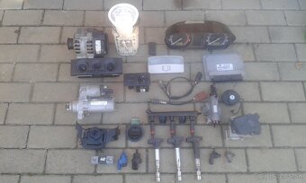 Diely Škoda Fabia čierna farba kód 9910 a iné diely - 6