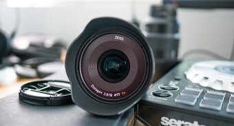 Sony Zeiss Batis 2.8/18 mm - 6