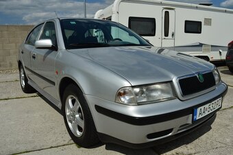 ŠKODA OCTAVIA 1,9TDI 66kW GLX 193483km klíma - 6