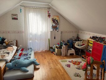 Rodinný dom s extra samostatným apartmánom v Mlynici - 6