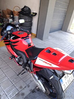 Honda CBR 1000 RR - 6