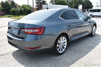 Škoda Superb 2.0 TDI SCR Style DSG - 6