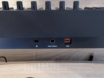 predám Native Instruments Komplete Kontrol A49 - 6