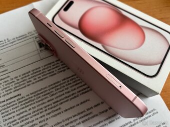 Apple iPhone 15 128GB Pink - 6