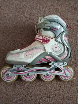 Kolieskove korcule,velkost 39 - 6