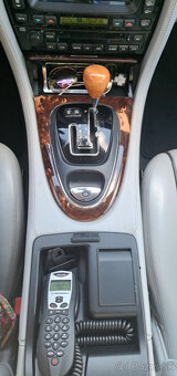 Jaguár XJ8 Long verzia - 6