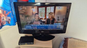LCD televízor LG 32" + set-top box - 6