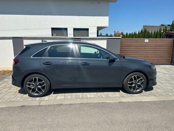 Kia Ceed 1,5 T-GDI 160PS M6 GOLD 10/2023 - 6