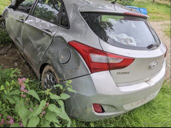Hyundai i30 1.4i 2013 náhradné diely - 6
