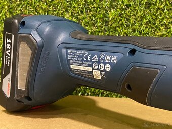 BOSCH Professional GWS 18V-7 akumulátorová uhlová brúska 18V - 6