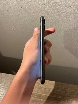 iPhone 11 64 GB – Čierny – Výborný stav - 6
