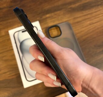 iPhone 15, Black, 128GB, TOP stav - 6
