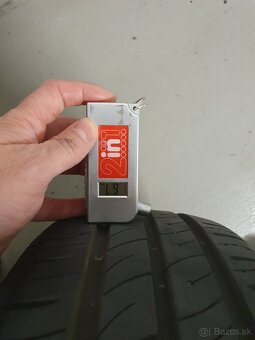 Kumho Ecowing ES31 185/60 R15 84 H letné – dezén cca 90 % - 6