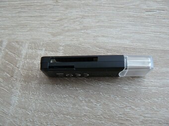 Čítačka pamäťových kariet nová - 6